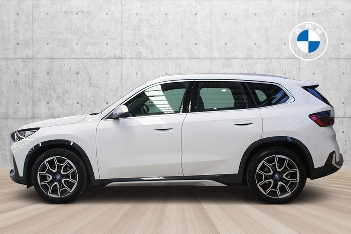 2024 BMW iX1 eDrive20 xLine