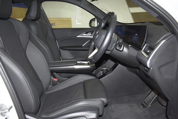 2024 BMW iX1 eDrive20 xLine