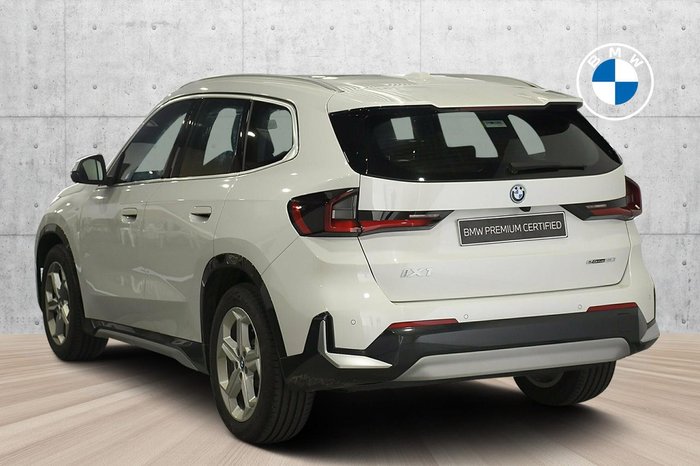 2024 BMW iX1 eDrive20 xLine