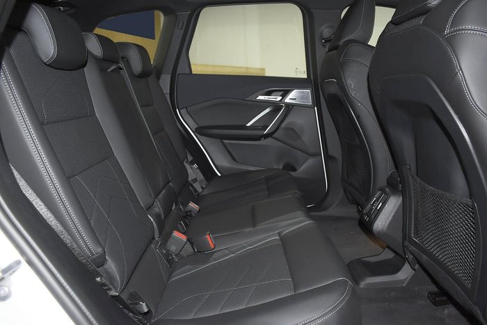 2024 BMW iX1 eDrive20 xLine