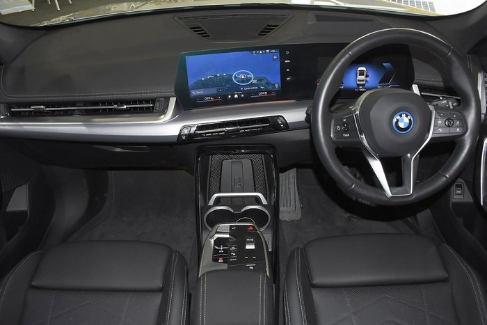 2024 BMW iX1 eDrive20 xLine