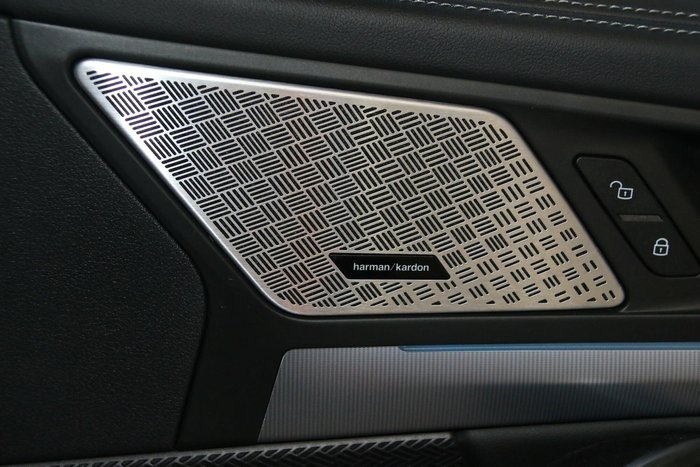 2024 BMW iX1 eDrive20 xLine