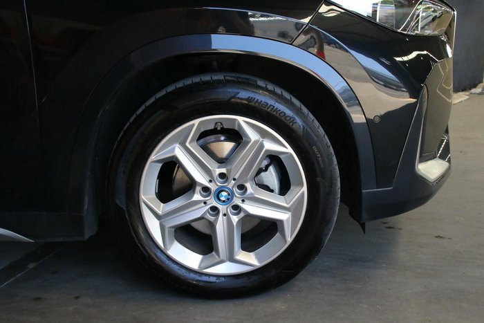 2024 BMW iX1 eDrive20 xLine