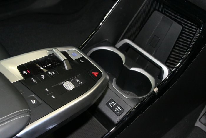 2024 BMW iX1 eDrive20 xLine