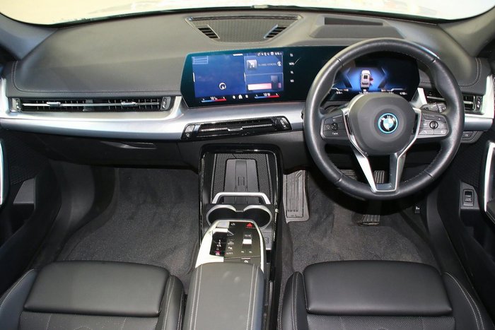 2024 BMW iX1 eDrive20 xLine