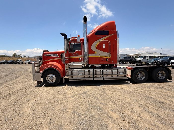 2013 Kenworth T909