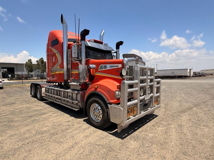 2013 Kenworth T909