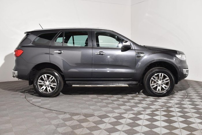 2017 Ford Everest Titanium