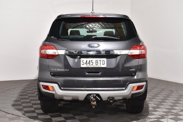 2017 Ford Everest Titanium