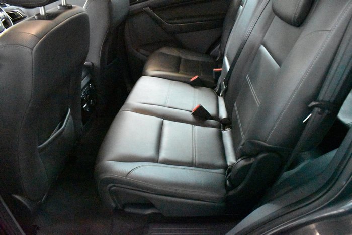 2017 Ford Everest Titanium