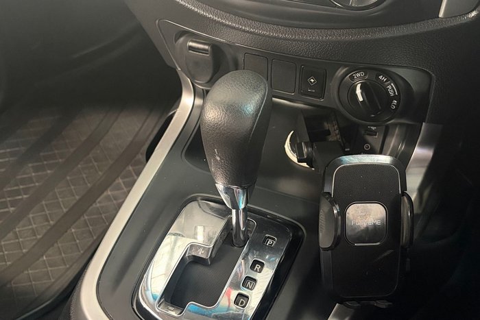 2018 Nissan Navara RX