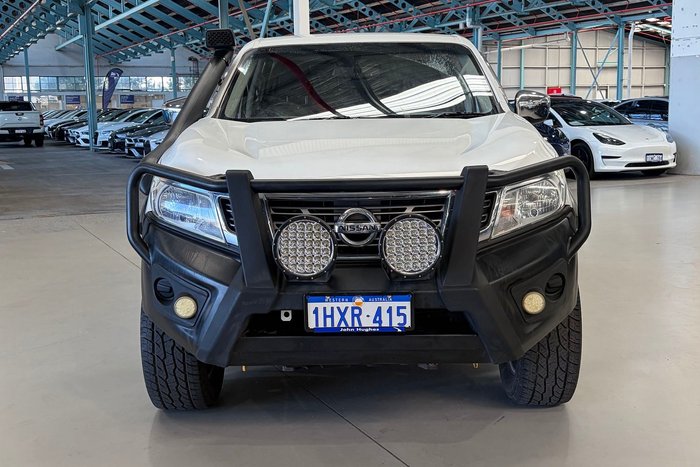 2018 Nissan Navara RX
