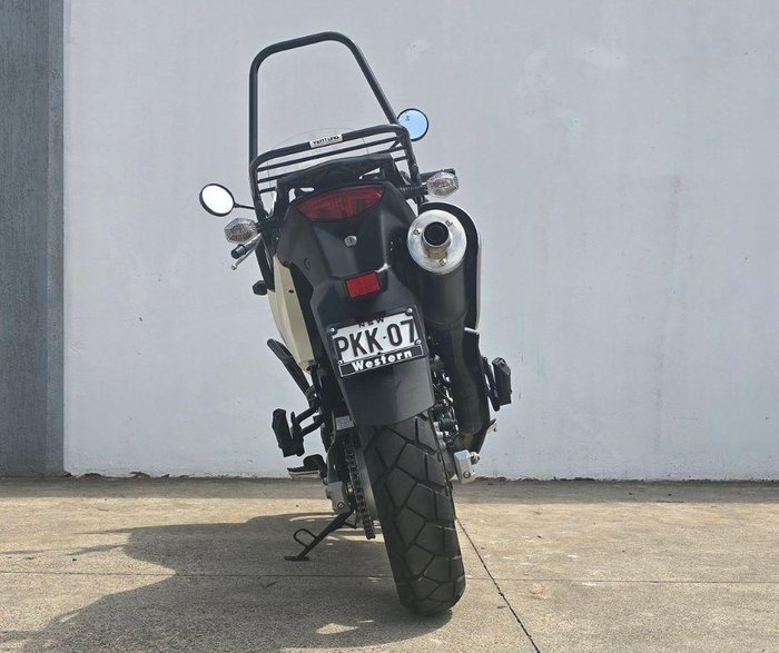 2010 Suzuki V-Strom 650 ABS (DL650A) V-Strom White