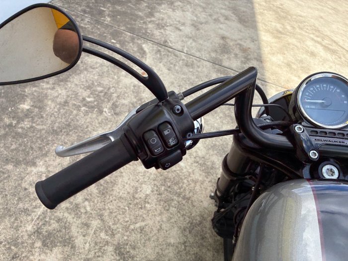 2018 HARLEY-DAVIDSON XL1200CX ROADSTER SOLID Silver