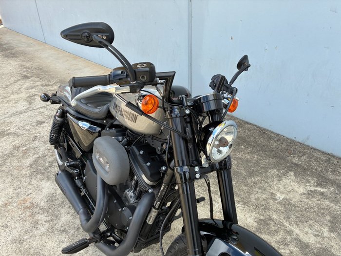 2018 HARLEY-DAVIDSON XL1200CX ROADSTER SOLID Silver