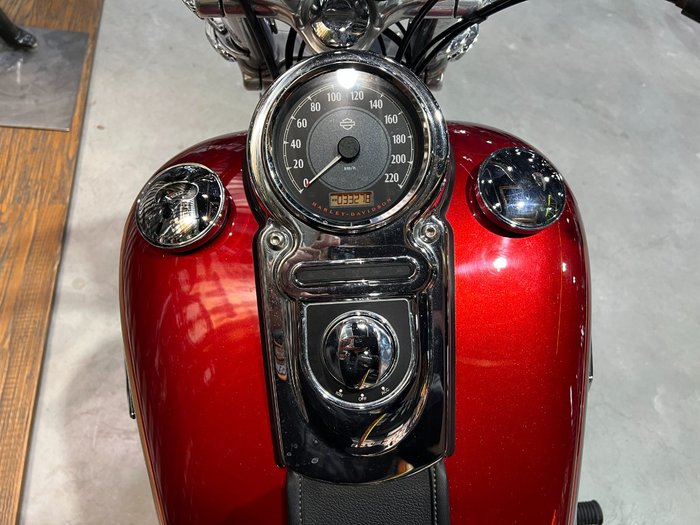 2012 HARLEY-DAVIDSON FXDC DYNA SUPER GLIDE CUSTOM