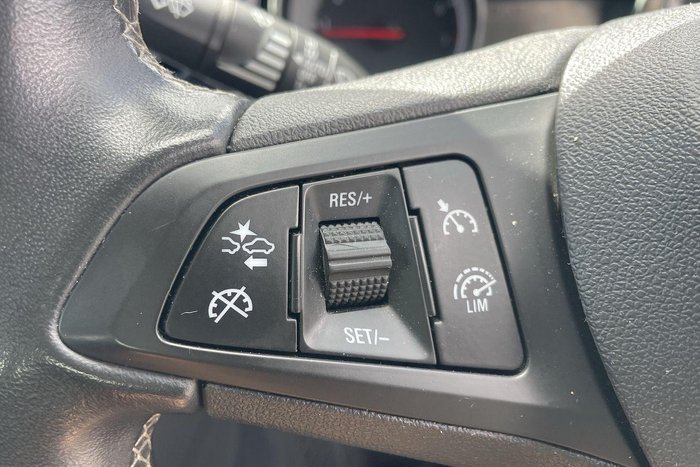 2018 Holden Commodore LT