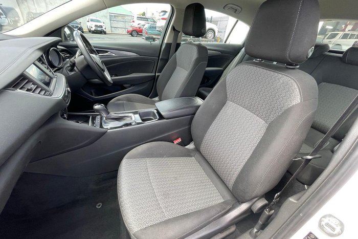 2018 Holden Commodore LT