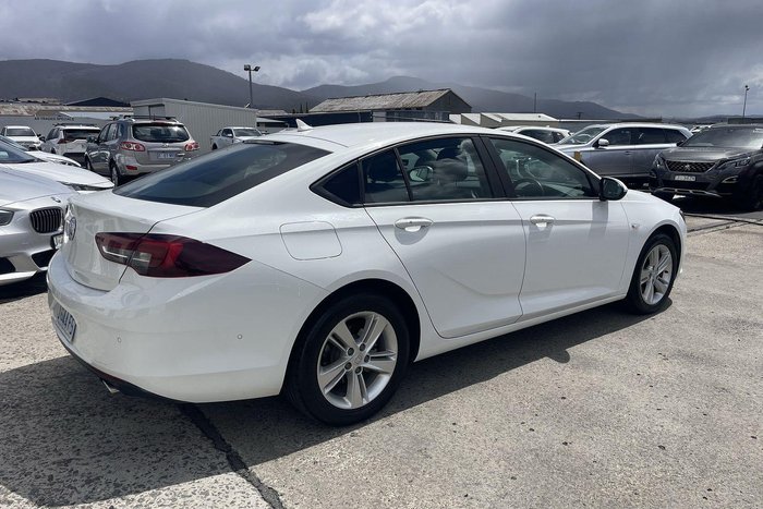2018 Holden Commodore LT