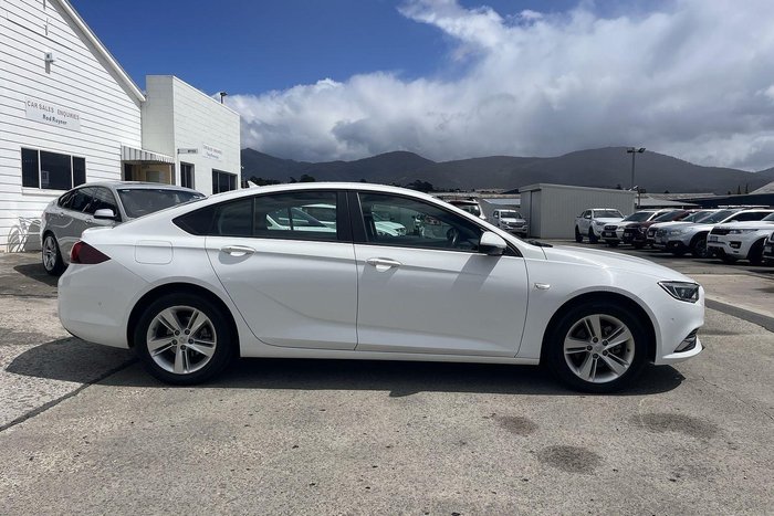 2018 Holden Commodore LT