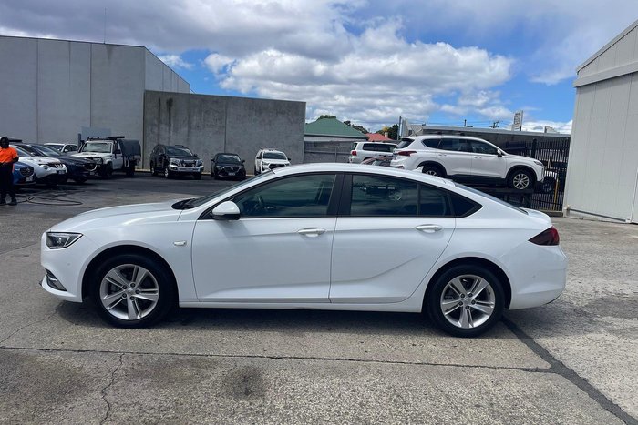 2018 Holden Commodore LT
