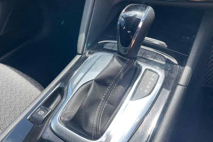 2018 Holden Commodore LT