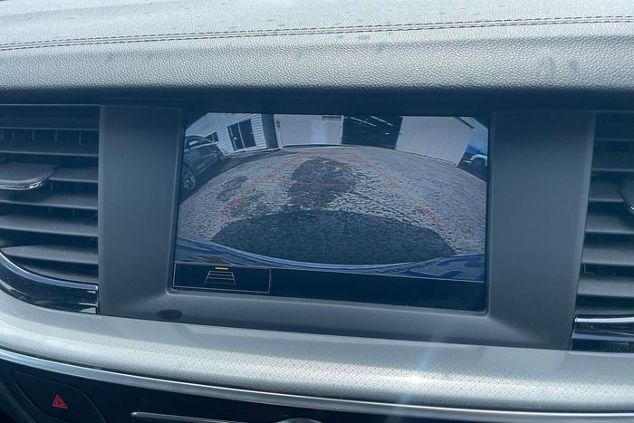 2018 Holden Commodore LT