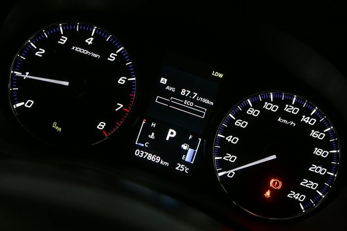 2021 Mitsubishi Outlander LS