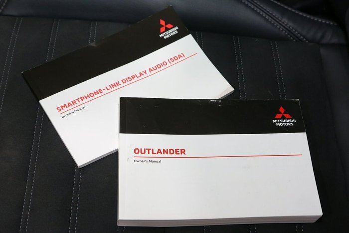 2021 Mitsubishi Outlander LS