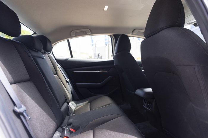 2019 Mazda 3 G20 Evolve