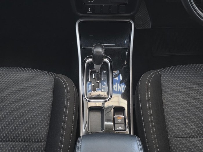 2019 Mitsubishi Outlander ES