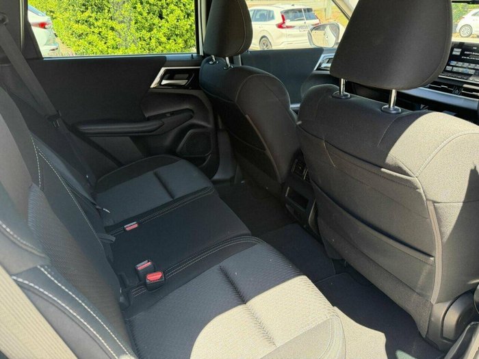 2022 Mitsubishi Outlander LS