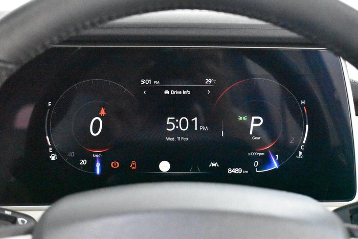 2024 Mahindra XUV700 AX7L