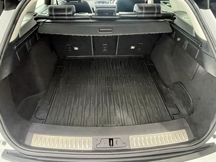 2017 Land Rover Range Rover Velar D180 SE