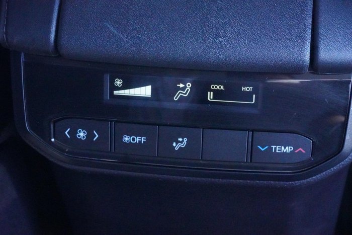 2021 Toyota Kluger GX