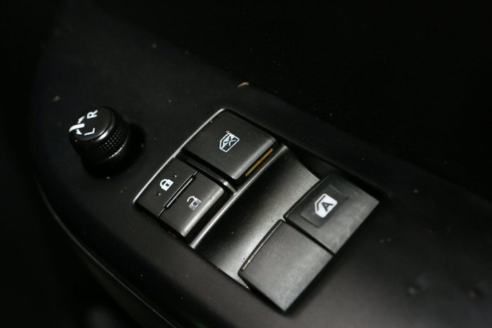 2021 Toyota Hilux SR