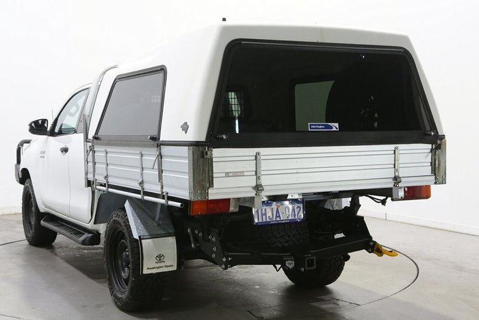 2021 Toyota Hilux SR