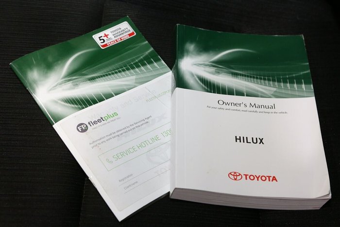 2019 Toyota Hilux SR