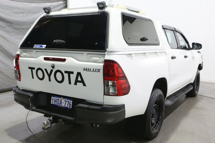 2019 Toyota Hilux SR