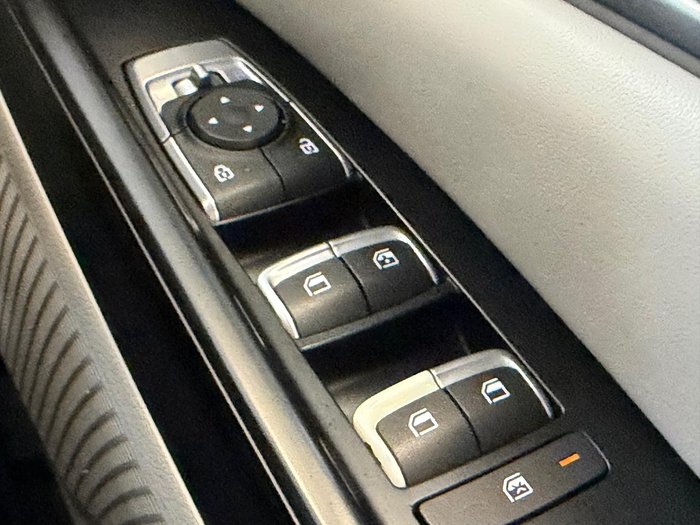 2022 Kia Carnival S