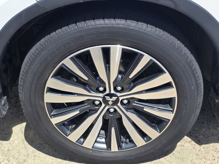 2018 Mitsubishi Outlander ES ADAS