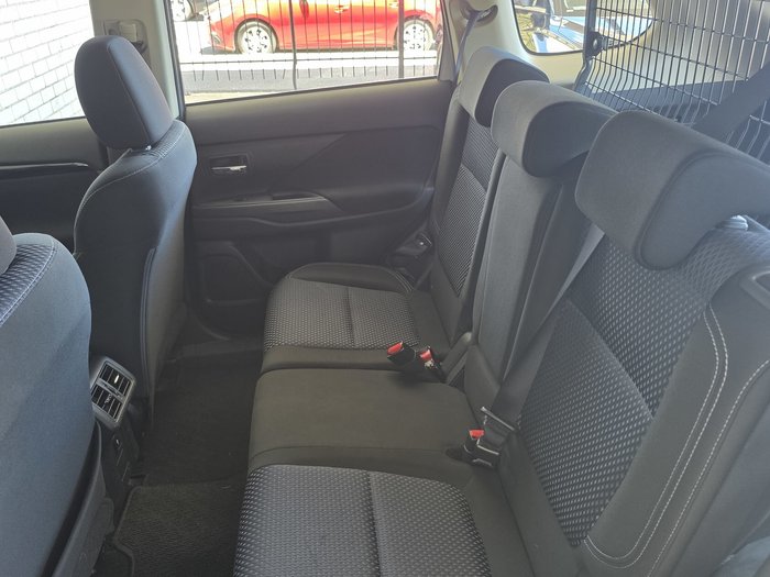 2018 Mitsubishi Outlander ES ADAS