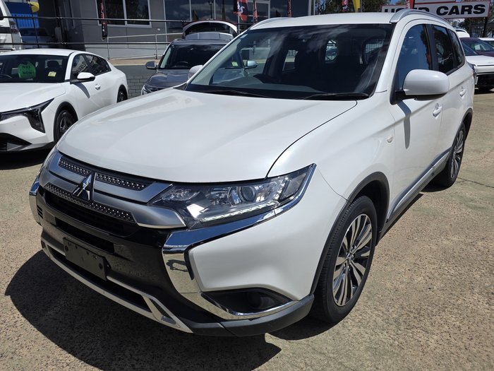 2018 Mitsubishi Outlander ES ADAS