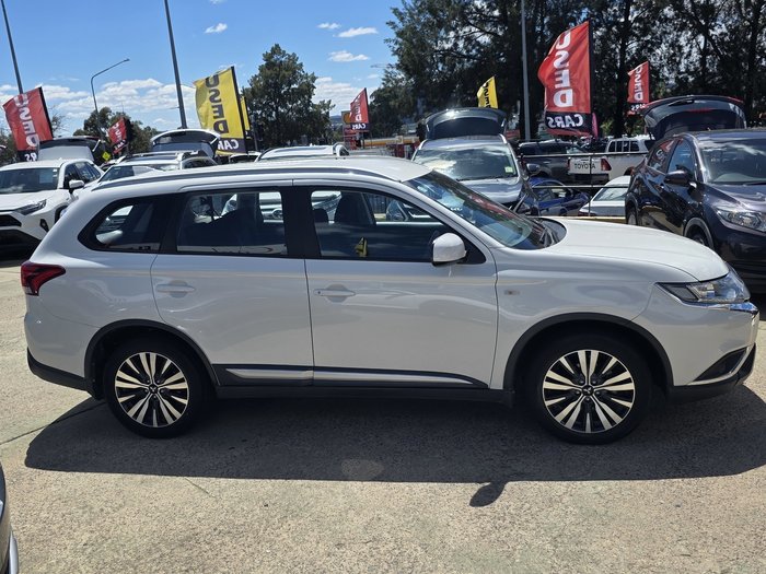 2018 Mitsubishi Outlander ES ADAS