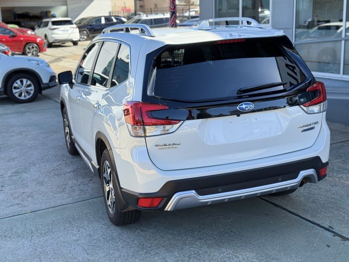 2023 Subaru Forester Hybrid L