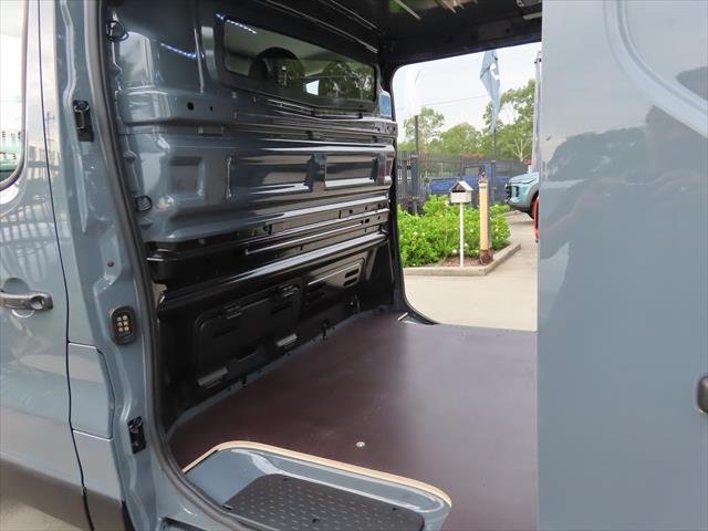 2025 Renault Trafic Premium