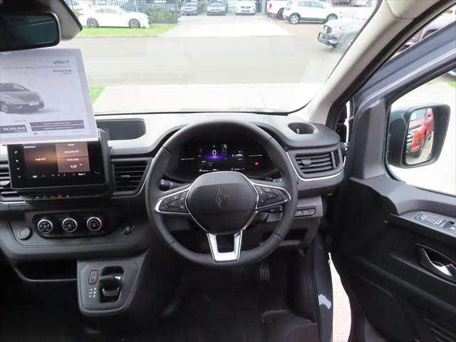 2025 Renault Trafic Premium