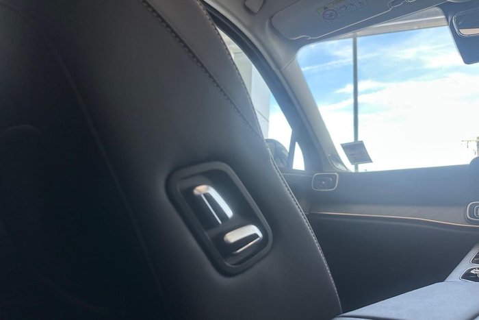 2025 Jaecoo J8 Track