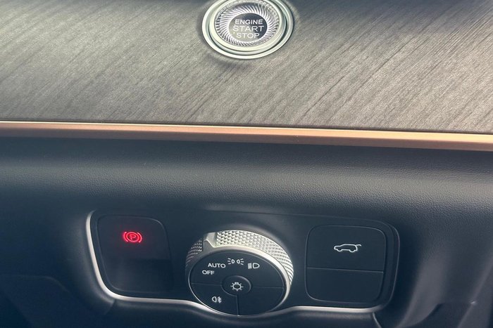 2025 Jaecoo J8 Track