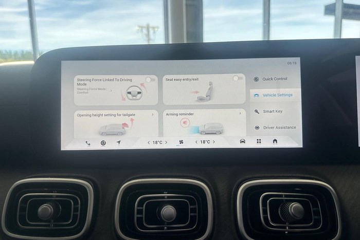 2025 Jaecoo J8 Track